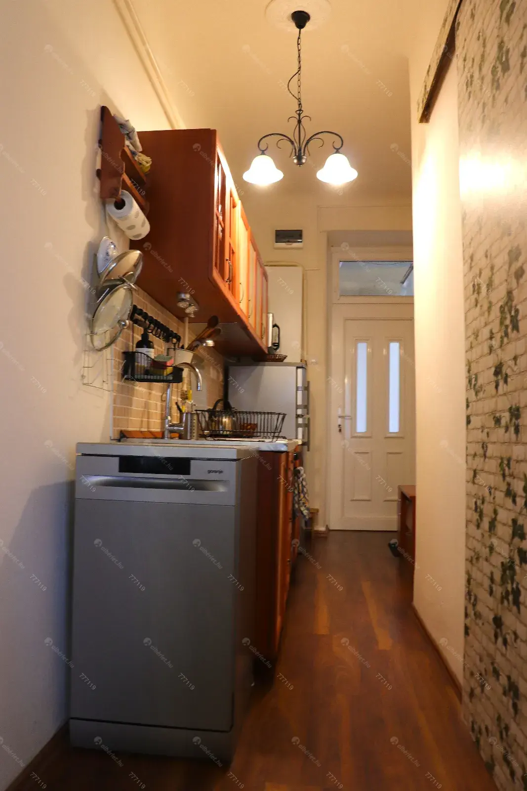 Kiadó albérlet 195000 Ft/hó áron: Budapest, XI. kerület   Fehérvári út . Mérete: 38 nm, 1 szobás | Alberlet.hu - 6698484