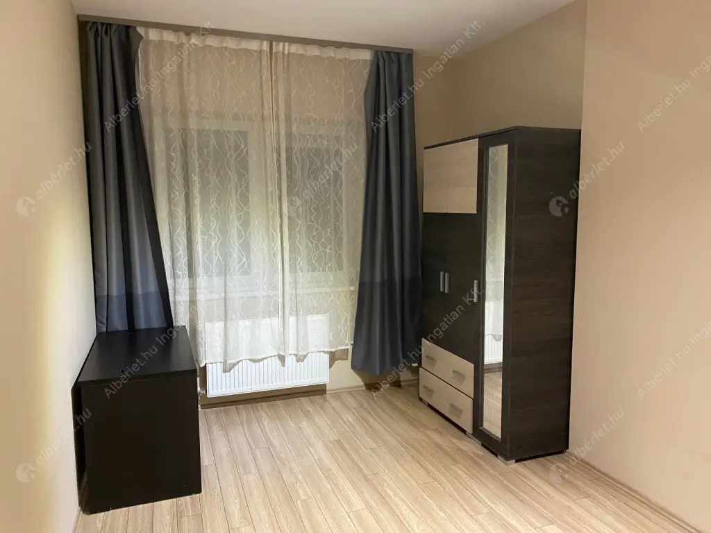 Kiadó albérlet 449000 Ft/hó áron: Budapest, XI. kerület  Fehérvári út. Mérete: 101 nm, 4 szobás | Alberlet.hu - 6628089