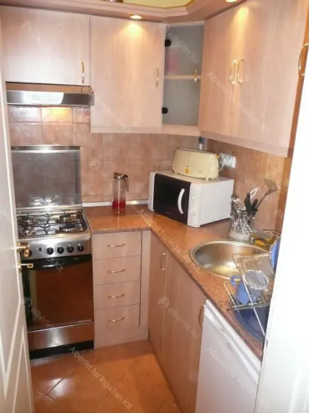 Kiadó albérlet 210000 Ft/hó áron: Budapest, XI. kerület  Fehérvári út. Mérete: 33 nm, 1 szobás | Alberlet.hu - 6683732