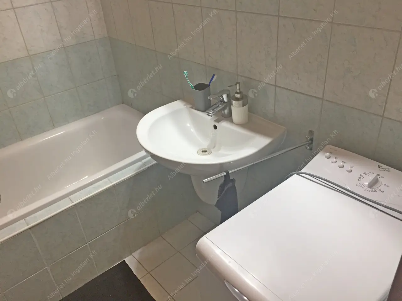 Kiadó albérlet 230000 Ft/hó áron: Budapest, XI. kerület  Fehérvári út. Mérete: 43 nm, 2 szobás | Alberlet.hu - 4887473