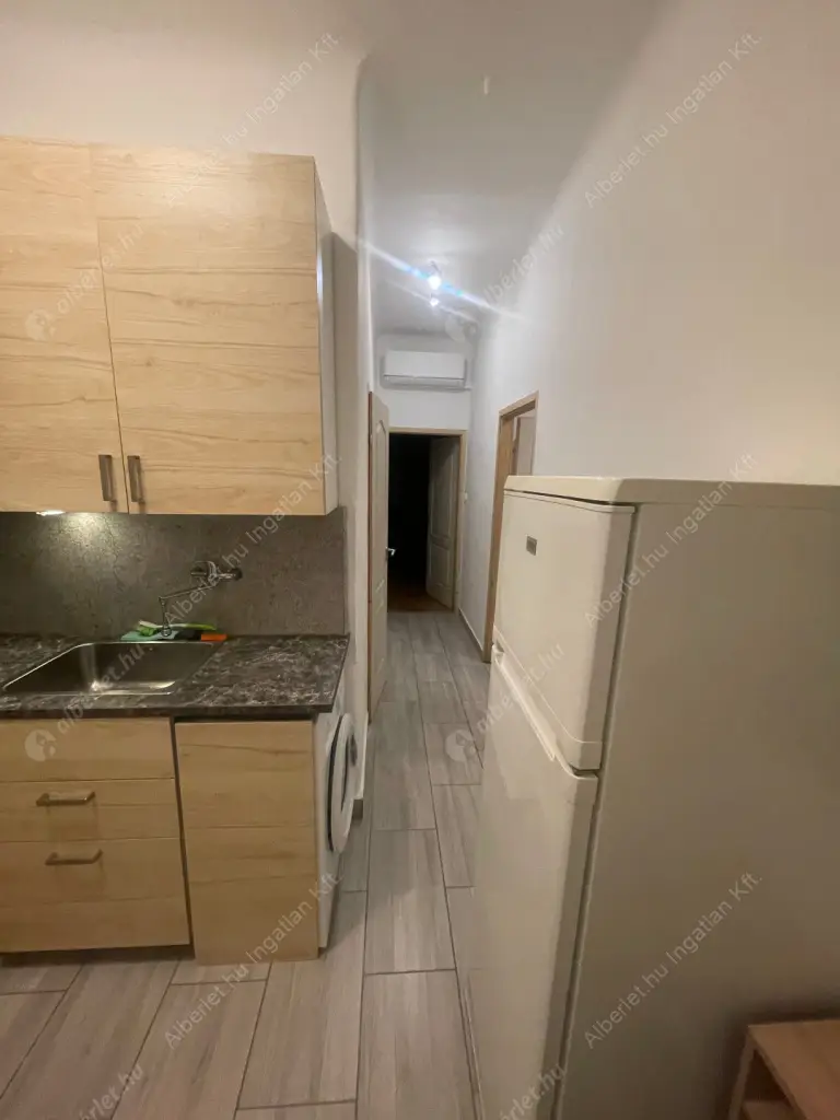 Kiadó albérlet 245000 Ft/hó áron: Budapest, XI. kerület  Fehérvári út. Mérete: 44 nm, 2 szobás | Alberlet.hu - 6570290
