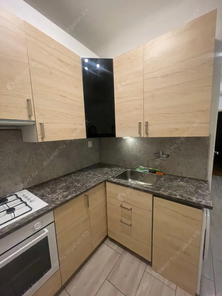 Kiadó albérlet 245000 Ft/hó áron: Budapest, XI. kerület  Fehérvári út. Mérete: 44 nm, 2 szobás | Alberlet.hu - 6570291