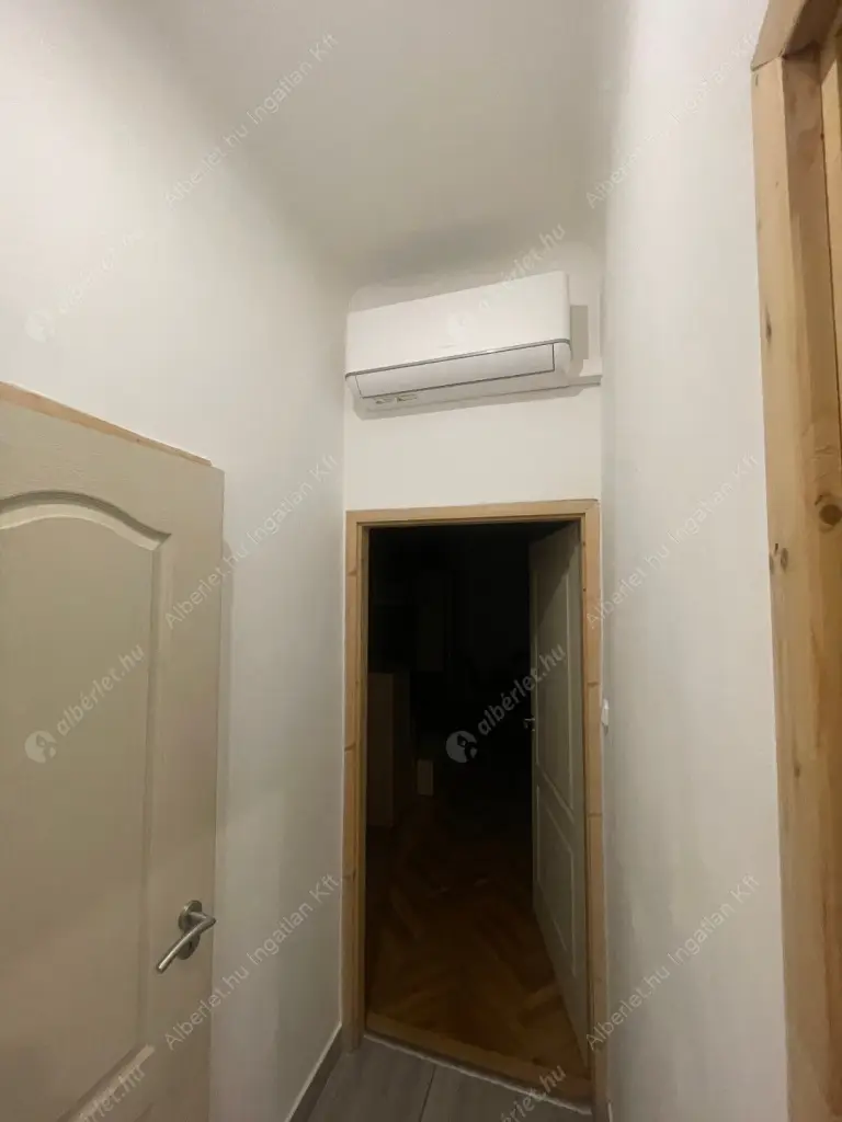 Kiadó albérlet 245000 Ft/hó áron: Budapest, XI. kerület  Fehérvári út. Mérete: 44 nm, 2 szobás | Alberlet.hu - 6570306