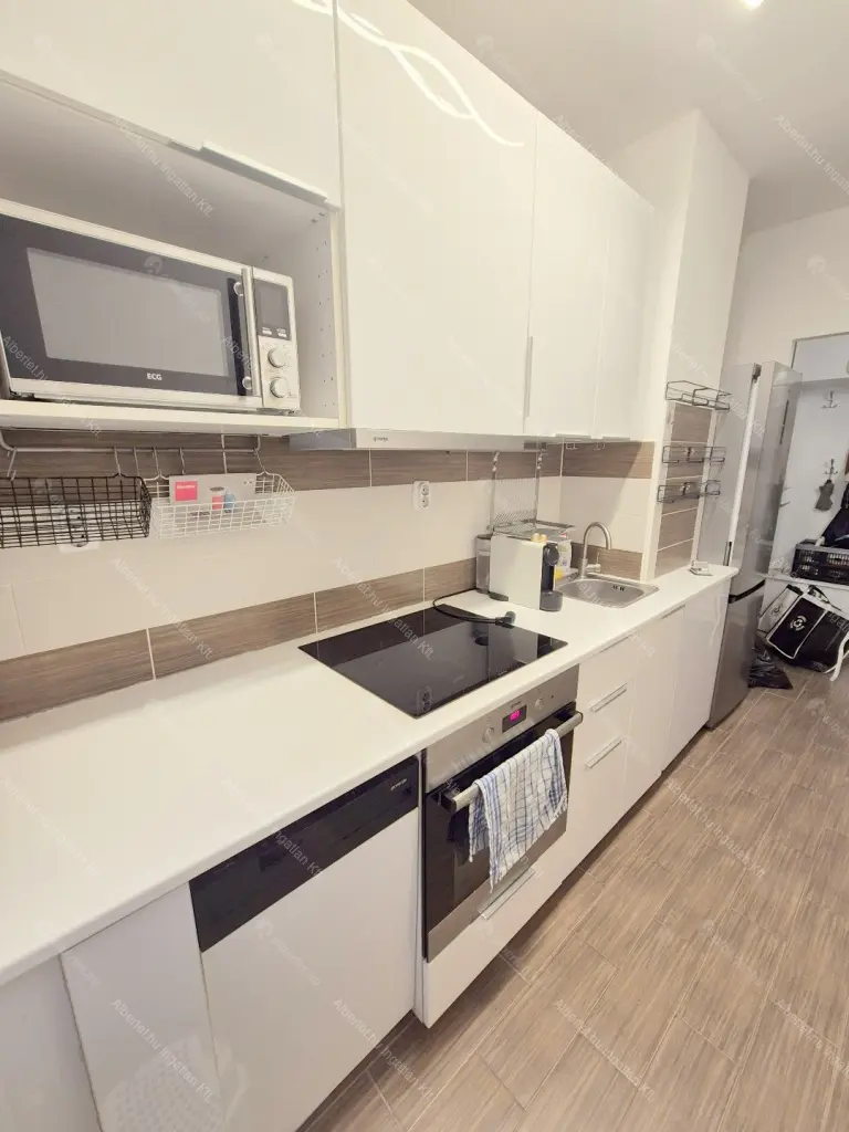 Kiadó albérlet 300000 Ft/hó áron: Budapest, XI. kerület  Fehérvári út. Mérete: 53 nm, 3 szobás | Alberlet.hu - 6694603