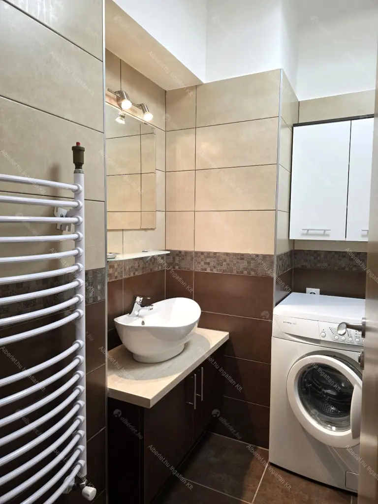 Kiadó albérlet 350000 Ft/hó áron: Budapest, XI. kerület  Fehérvári út. Mérete: 61 nm, 2 szobás | Alberlet.hu - 6686483