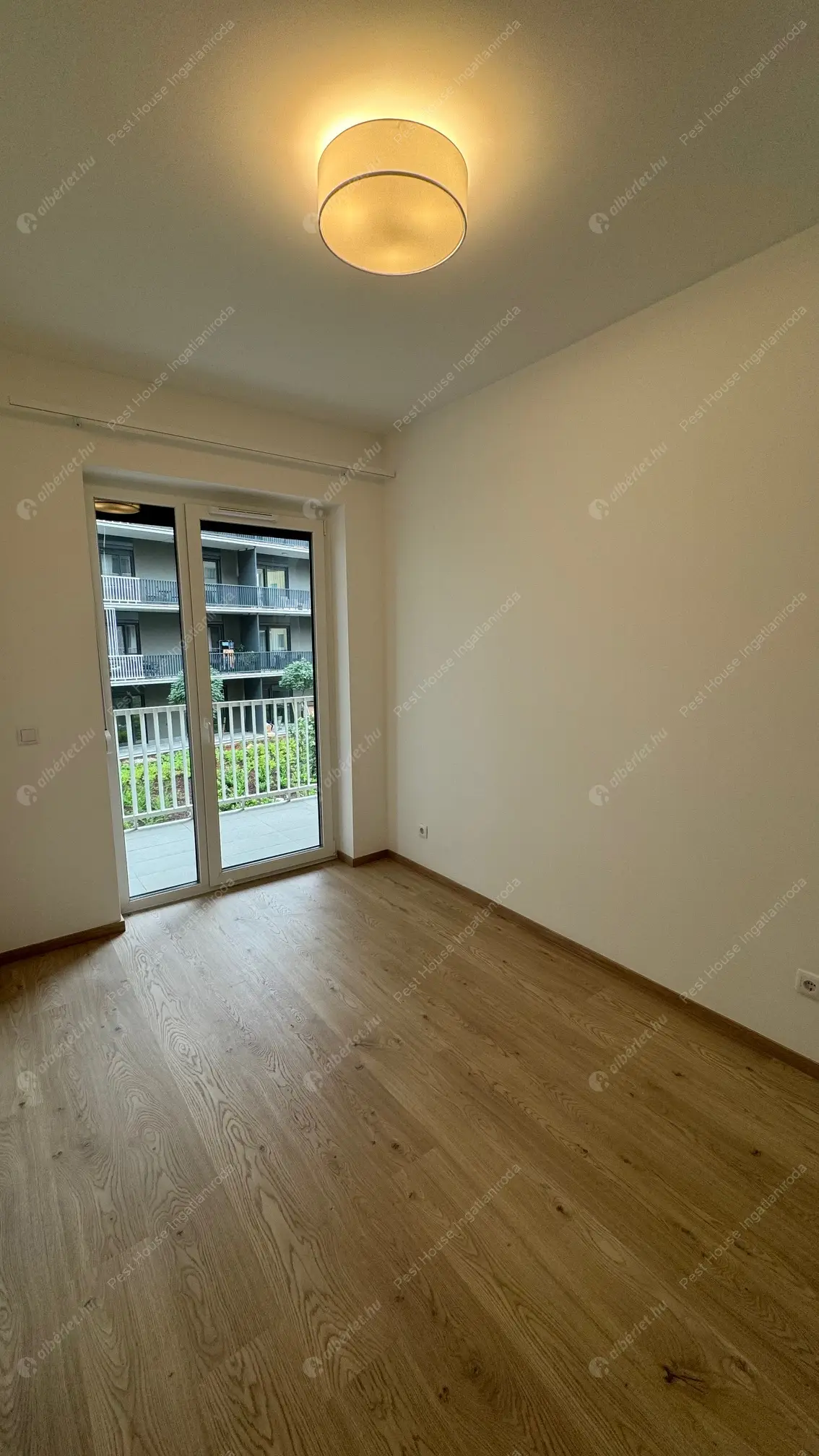 Kiadó albérlet 270000 Ft/hó áron: Budapest, XI. kerület  Garda utca. Mérete: 36 nm, 2 szobás | Alberlet.hu - 6593103