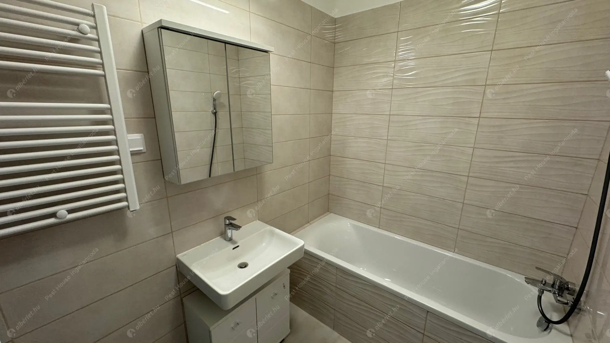 Kiadó albérlet 270000 Ft/hó áron: Budapest, XI. kerület  Garda utca. Mérete: 36 nm, 2 szobás | Alberlet.hu - 6593105