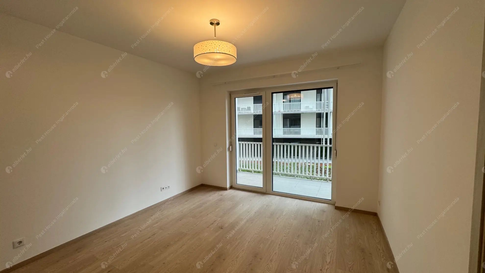 Kiadó albérlet 270000 Ft/hó áron: Budapest, XI. kerület  Garda utca. Mérete: 36 nm, 2 szobás | Alberlet.hu - 6593109