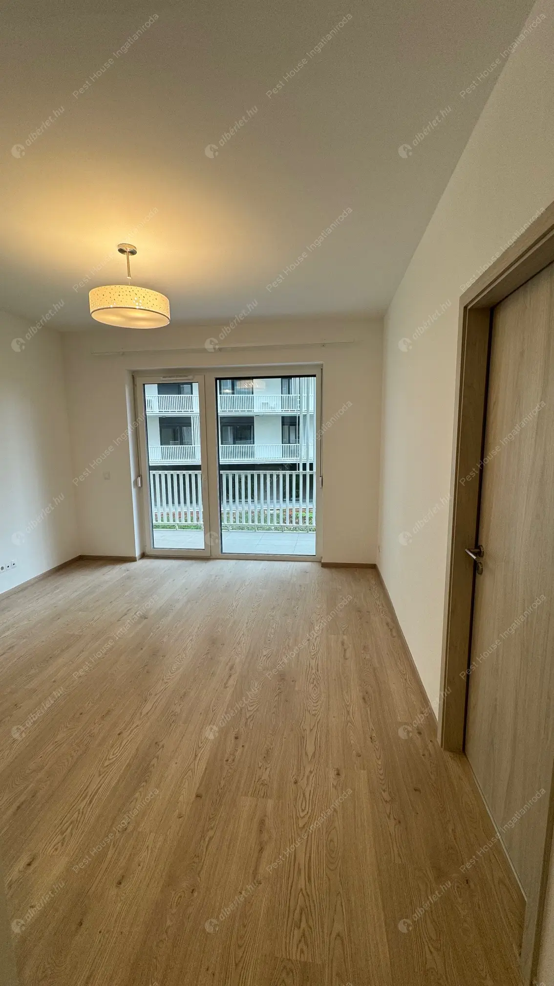 Kiadó albérlet 270000 Ft/hó áron: Budapest, XI. kerület  Garda utca. Mérete: 36 nm, 2 szobás | Alberlet.hu - 6593112