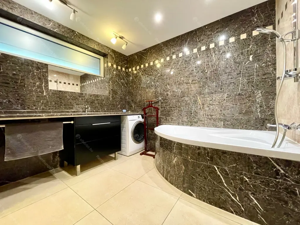 Kiadó albérlet 480000 Ft/hó áron: Budapest, XI. kerület  Gazdagréti út. Mérete: 98 nm, 3 szobás | Alberlet.hu - 6656104