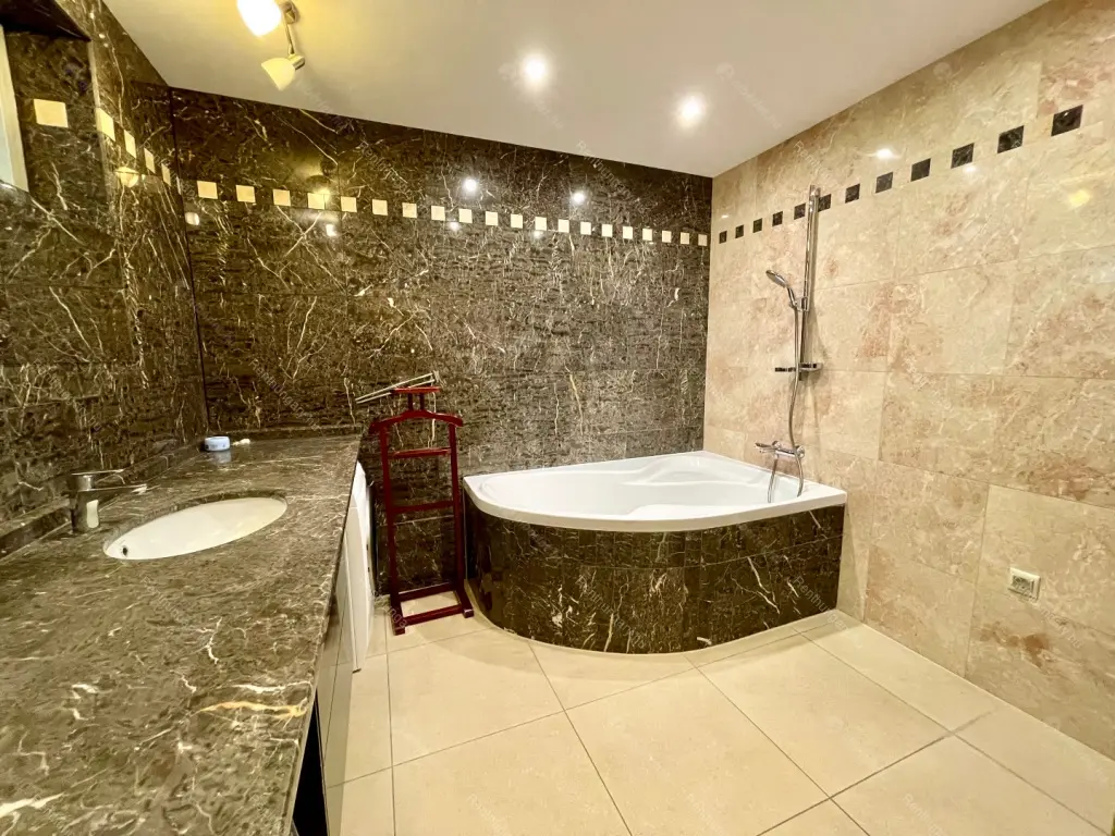 Kiadó albérlet 480000 Ft/hó áron: Budapest, XI. kerület  Gazdagréti út. Mérete: 98 nm, 3 szobás | Alberlet.hu - 6656106