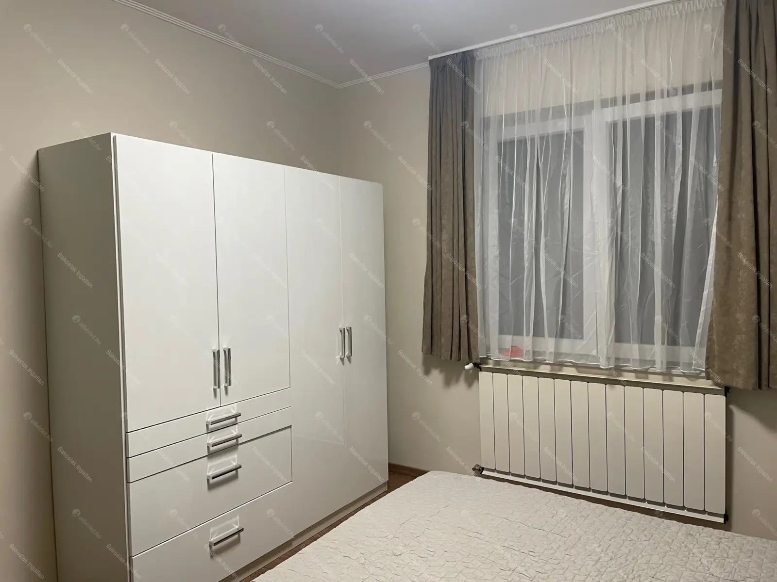 Kiadó albérlet 450000 Ft/hó áron: Budapest, XI. kerület  Görbe utca. Mérete: 90 nm, 3 szobás | Alberlet.hu - 6667756