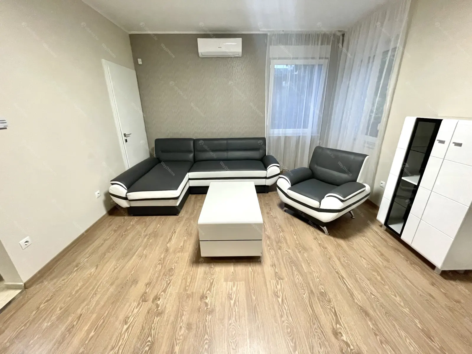 Kiadó albérlet 379000 Ft/hó áron: Budapest, XI. kerület  Görbe utca. Mérete: 92 nm, 3 szobás | Alberlet.hu - 6666187