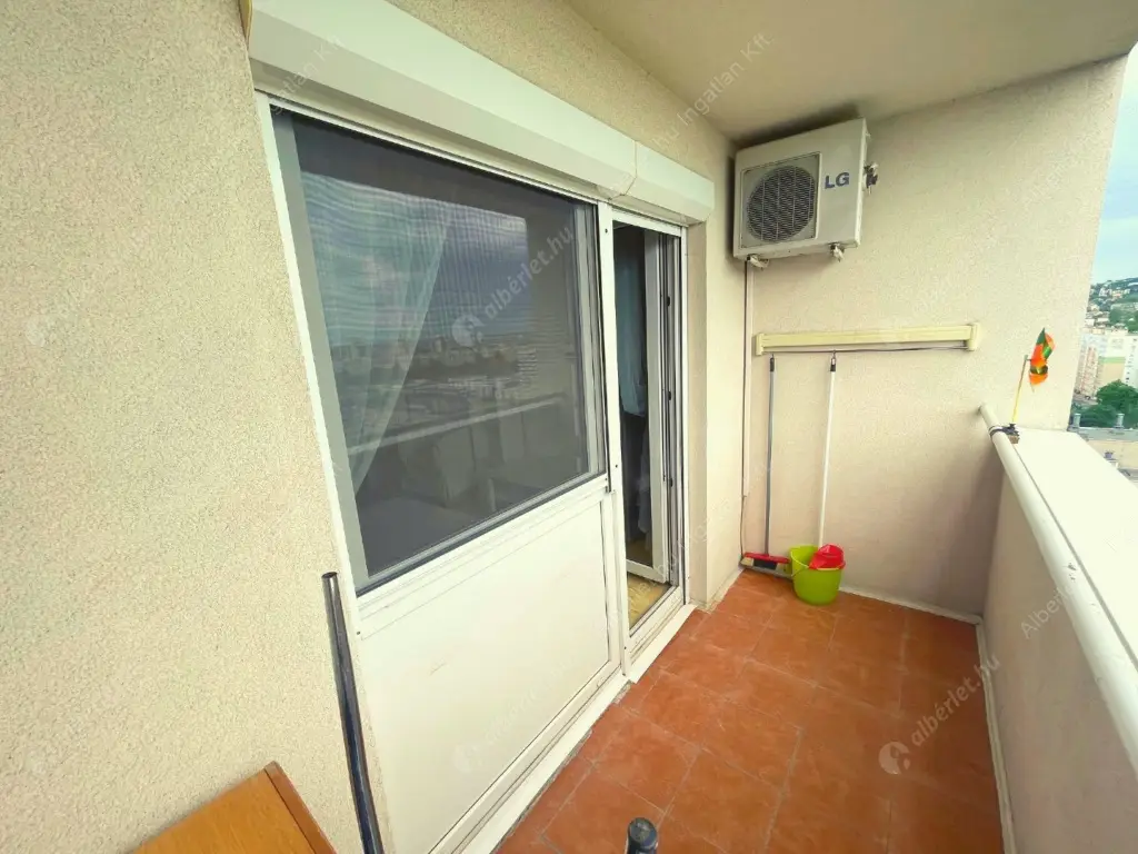 Kiadó albérlet 250000 Ft/hó áron: Budapest, XI. kerület  Hadak útja. Mérete: 33 nm, 1 szobás | Alberlet.hu - 5680495