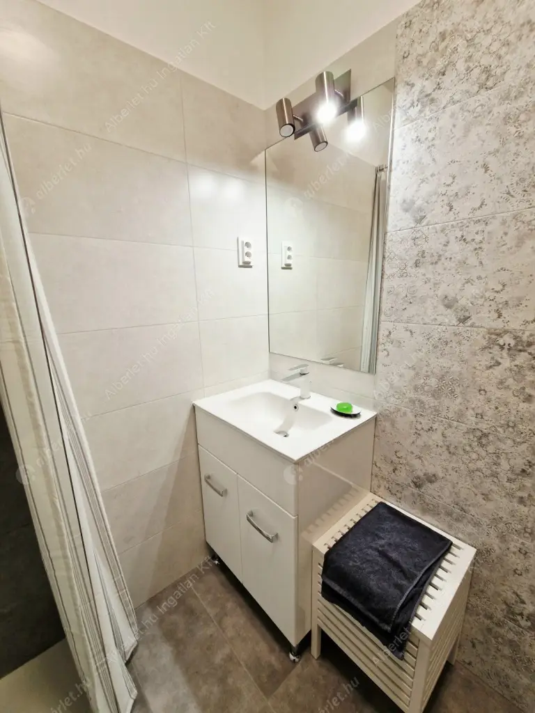 Kiadó albérlet 260000 Ft/hó áron: Budapest, XI. kerület  Halmi utca. Mérete: 42 nm, 1 szobás | Alberlet.hu - 6612414