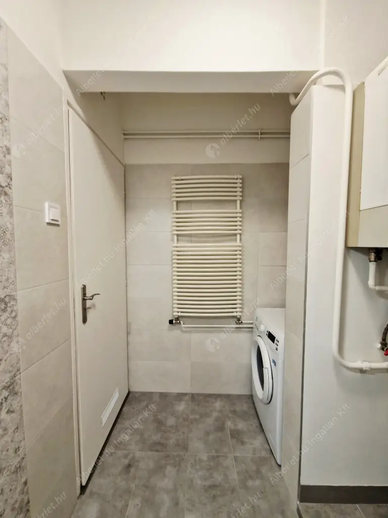 Kiadó albérlet 260000 Ft/hó áron: Budapest, XI. kerület  Halmi utca. Mérete: 42 nm, 1 szobás | Alberlet.hu - 6612415