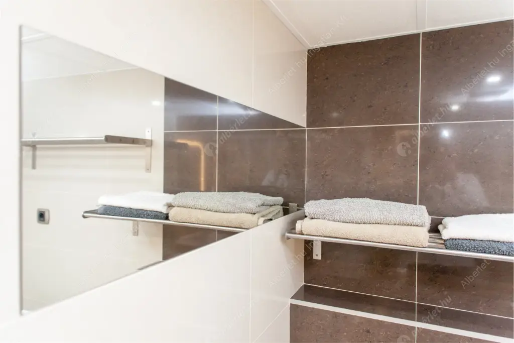 Kiadó albérlet 497000 Ft/hó áron: Budapest, XI. kerület  Iglói utca. Mérete: 81 nm, 3 szobás | Alberlet.hu - 6599901