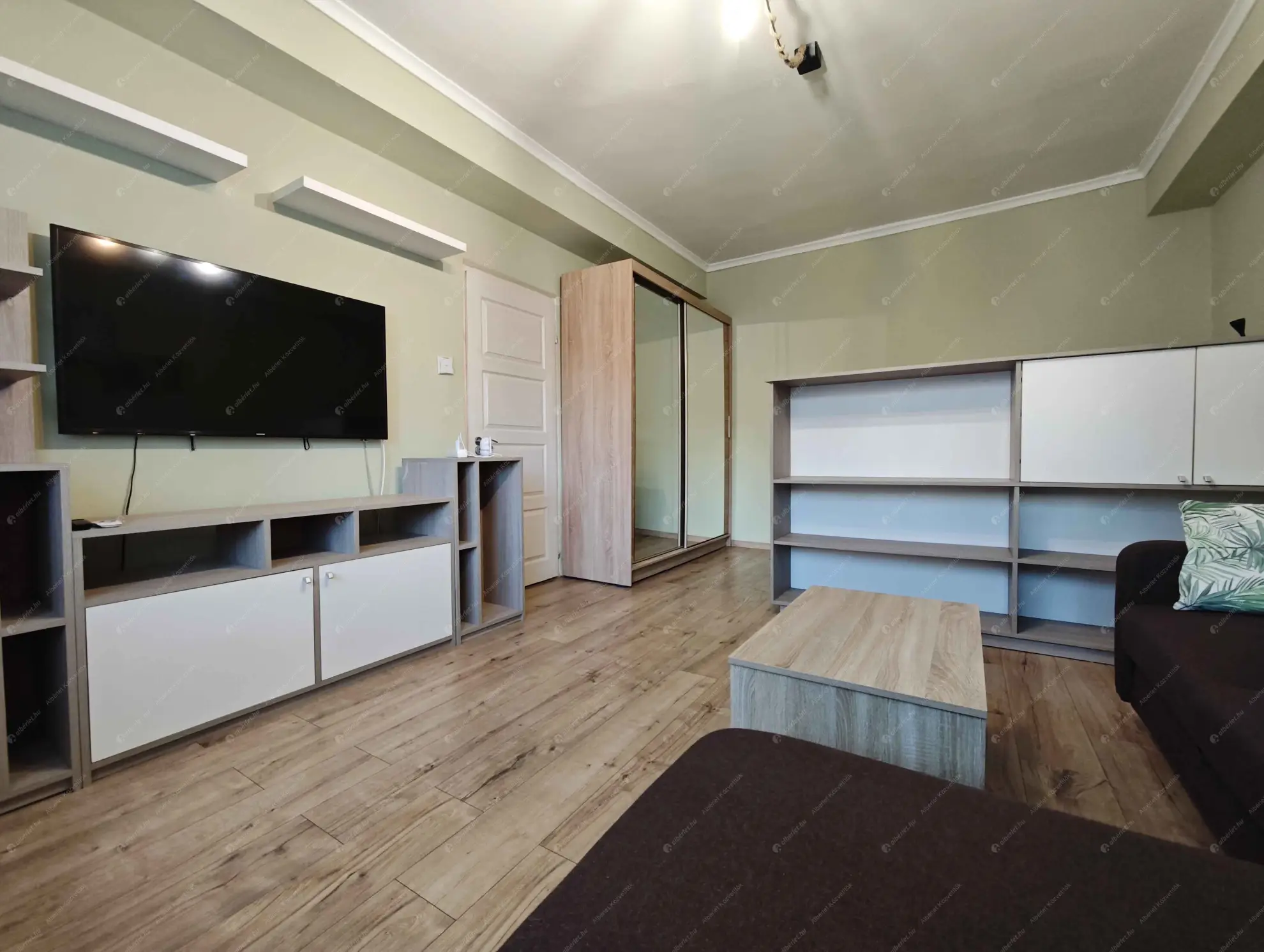 Kiadó albérlet 210000 Ft/hó áron: Budapest, XI. kerület  Irinyi József utca. Mérete: 39 nm, 1 szobás | Alberlet.hu - 6591480