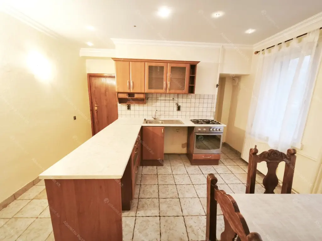 Kiadó albérlet 215000 Ft/hó áron: Budapest, XI. kerület  Irinyi József utca. Mérete: 40 nm, 1 szobás | Alberlet.hu - 6640170