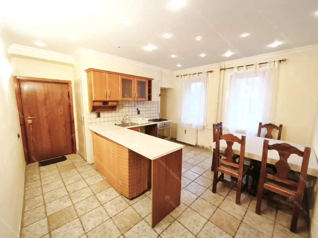 Kiadó albérlet 205000 Ft/hó áron: Budapest, XI. kerület  Irinyi József utca. Mérete: 40 nm, 1 szobás | Alberlet.hu - 6640651