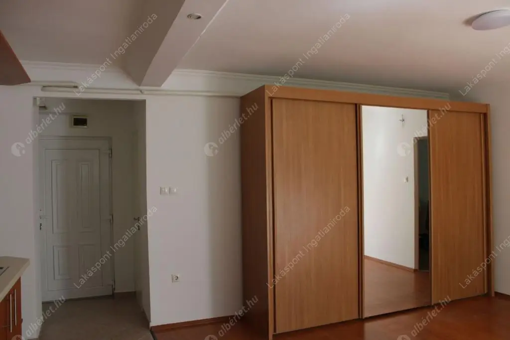 Kiadó albérlet 240000 Ft/hó áron: Budapest, XI. kerület  Kanizsai utca. Mérete: 50 nm, 1 szobás | Alberlet.hu - 6569723