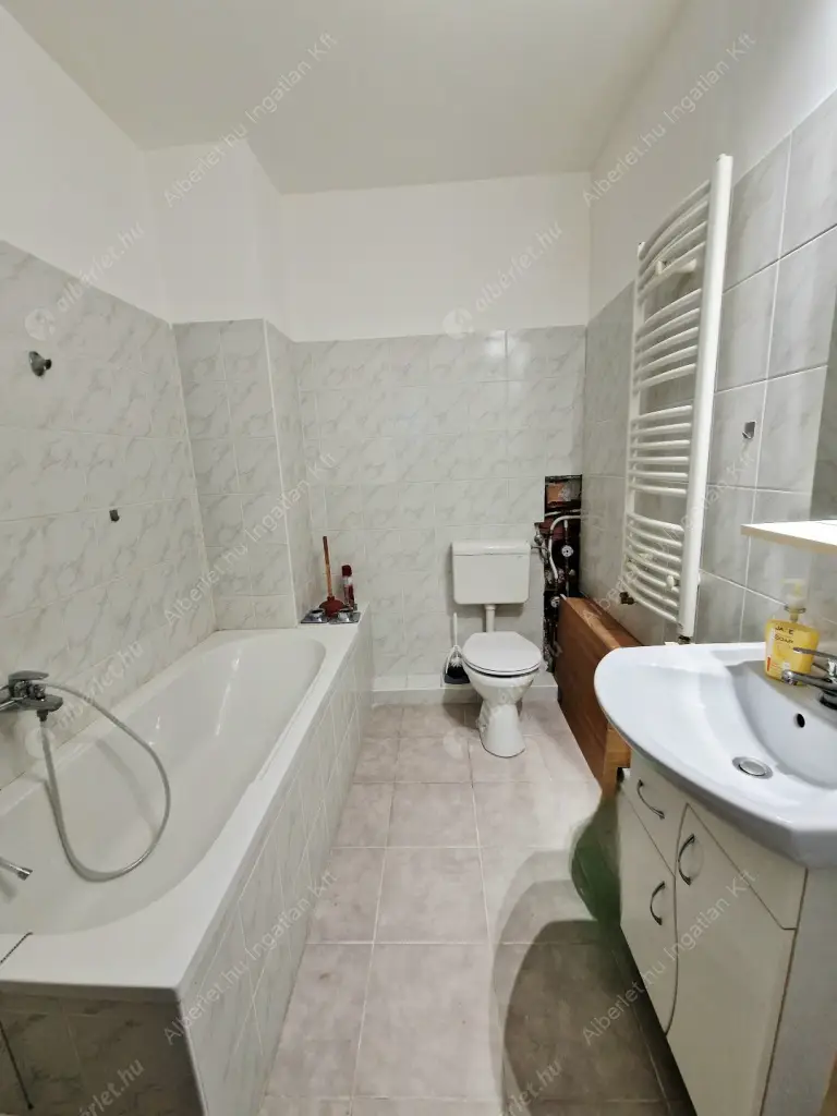 Kiadó albérlet 450000 Ft/hó áron: Budapest, XI. kerület  Kápolna út. Mérete: 108 nm, 3 szobás | Alberlet.hu - 6627108