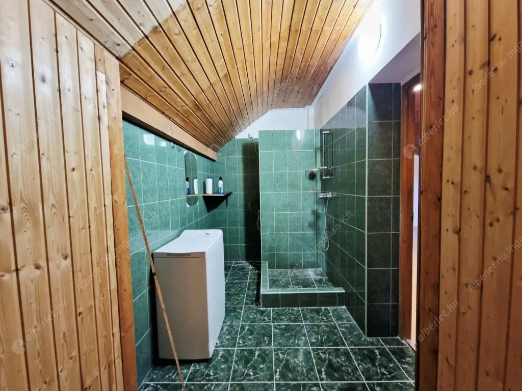 Kiadó albérlet 450000 Ft/hó áron: Budapest, XI. kerület  Kápolna út. Mérete: 108 nm, 3 szobás | Alberlet.hu - 6627120