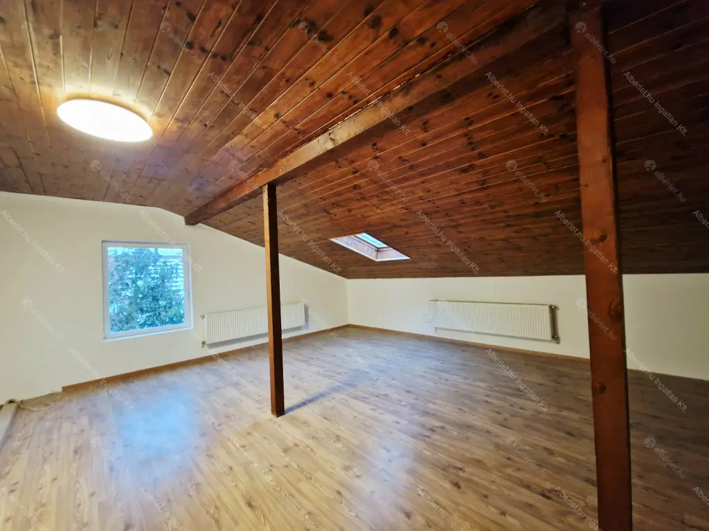 Kiadó albérlet 350000 Ft/hó áron: Budapest, XI. kerület  Kápolna út. Mérete: 108 nm, 3 szobás | Alberlet.hu - 6649962