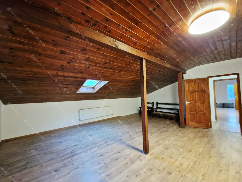 Kiadó albérlet 350000 Ft/hó áron: Budapest, XI. kerület  Kápolna út. Mérete: 108 nm, 3 szobás | Alberlet.hu - 6649963