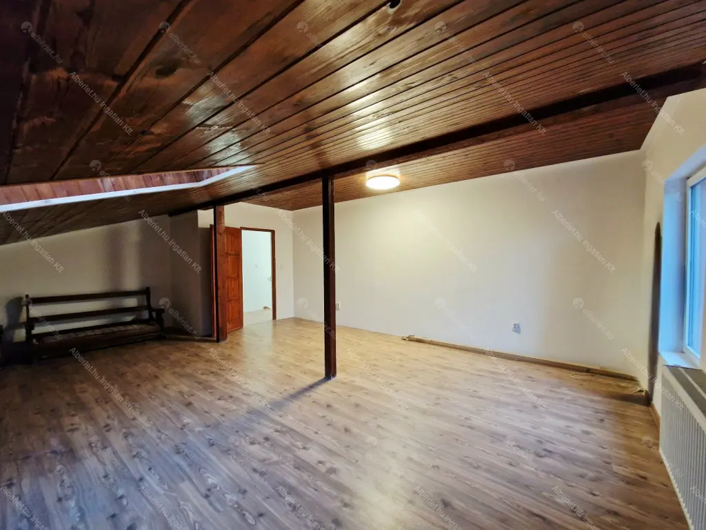 Kiadó albérlet 350000 Ft/hó áron: Budapest, XI. kerület  Kápolna út. Mérete: 108 nm, 3 szobás | Alberlet.hu - 6649964