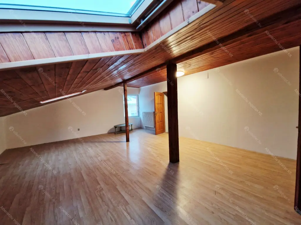 Kiadó albérlet 350000 Ft/hó áron: Budapest, XI. kerület  Kápolna út. Mérete: 108 nm, 3 szobás | Alberlet.hu - 6649967