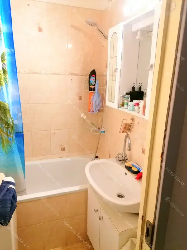 Kiadó albérlet 210000 Ft/hó áron: Budapest, XI. kerület  Kaptárkő utca. Mérete: 40 nm, 1 szobás | Alberlet.hu - 6675902