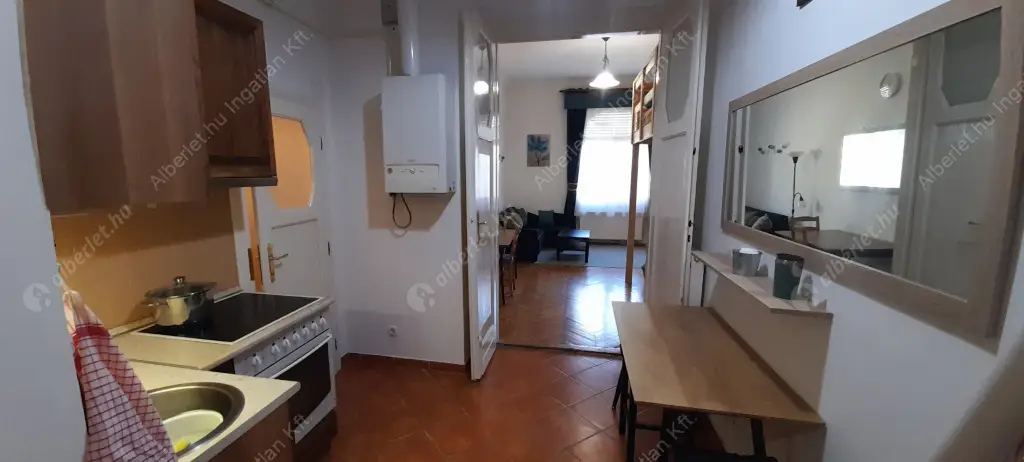 Kiadó albérlet 210000 Ft/hó áron: Budapest, XI. kerület  Karinthy Frigyes út. Mérete: 40 nm, 1 szobás | Alberlet.hu - 6637698