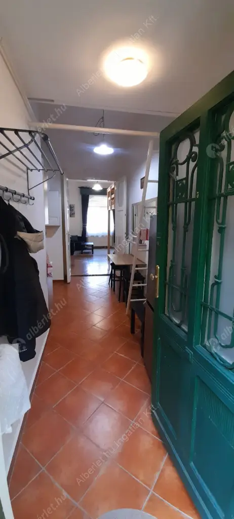 Kiadó albérlet 210000 Ft/hó áron: Budapest, XI. kerület  Karinthy Frigyes út. Mérete: 40 nm, 1 szobás | Alberlet.hu - 6637704