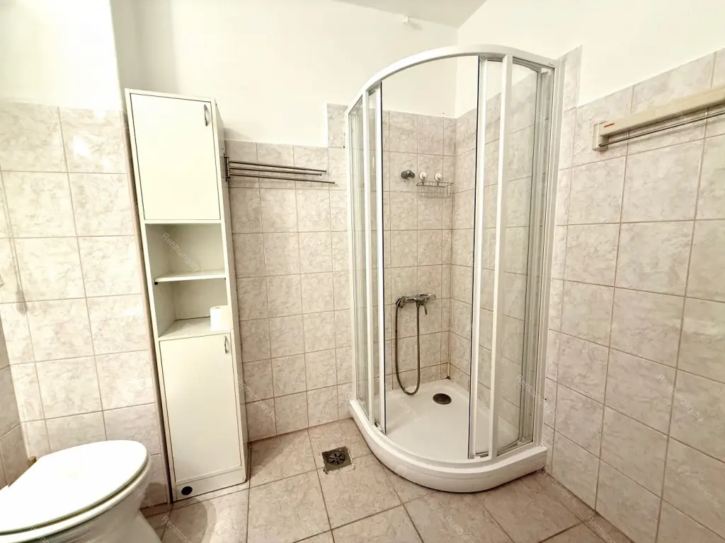 Kiadó albérlet 200000 Ft/hó áron: Budapest, XI. kerület  Karinthy Frigyes út. Mérete: 44 nm, 1 szobás | Alberlet.hu - 6372063