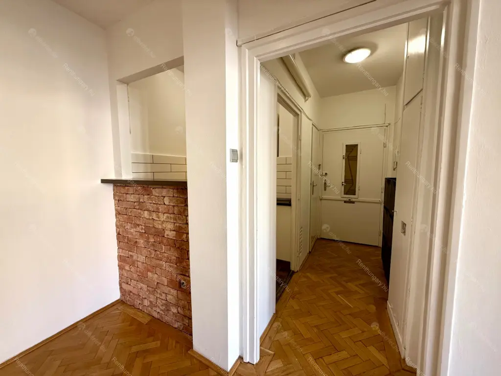 Kiadó albérlet 200000 Ft/hó áron: Budapest, XI. kerület  Karinthy Frigyes út. Mérete: 44 nm, 1 szobás | Alberlet.hu - 6372066