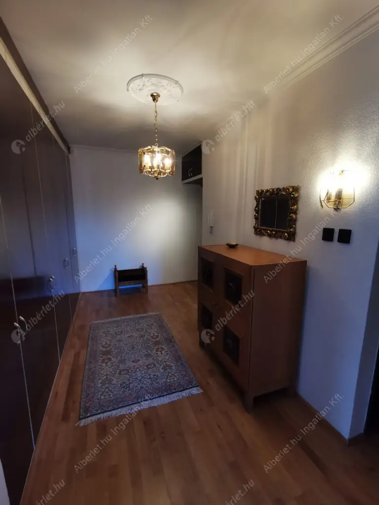 Kiadó albérlet 690000 Ft/hó áron: Budapest, XI. kerület  Kelenhegyi út. Mérete: 113 nm, 5 szobás | Alberlet.hu - 6630678