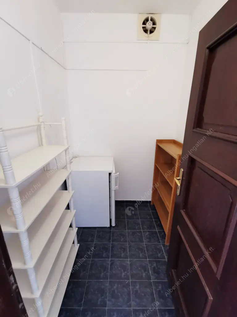 Kiadó albérlet 690000 Ft/hó áron: Budapest, XI. kerület  Kelenhegyi út. Mérete: 113 nm, 5 szobás | Alberlet.hu - 6630681