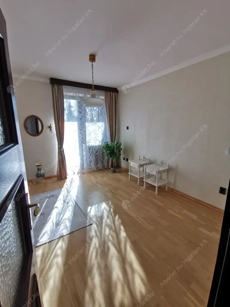Kiadó albérlet 690000 Ft/hó áron: Budapest, XI. kerület  Kelenhegyi út. Mérete: 113 nm, 5 szobás | Alberlet.hu - 6630682