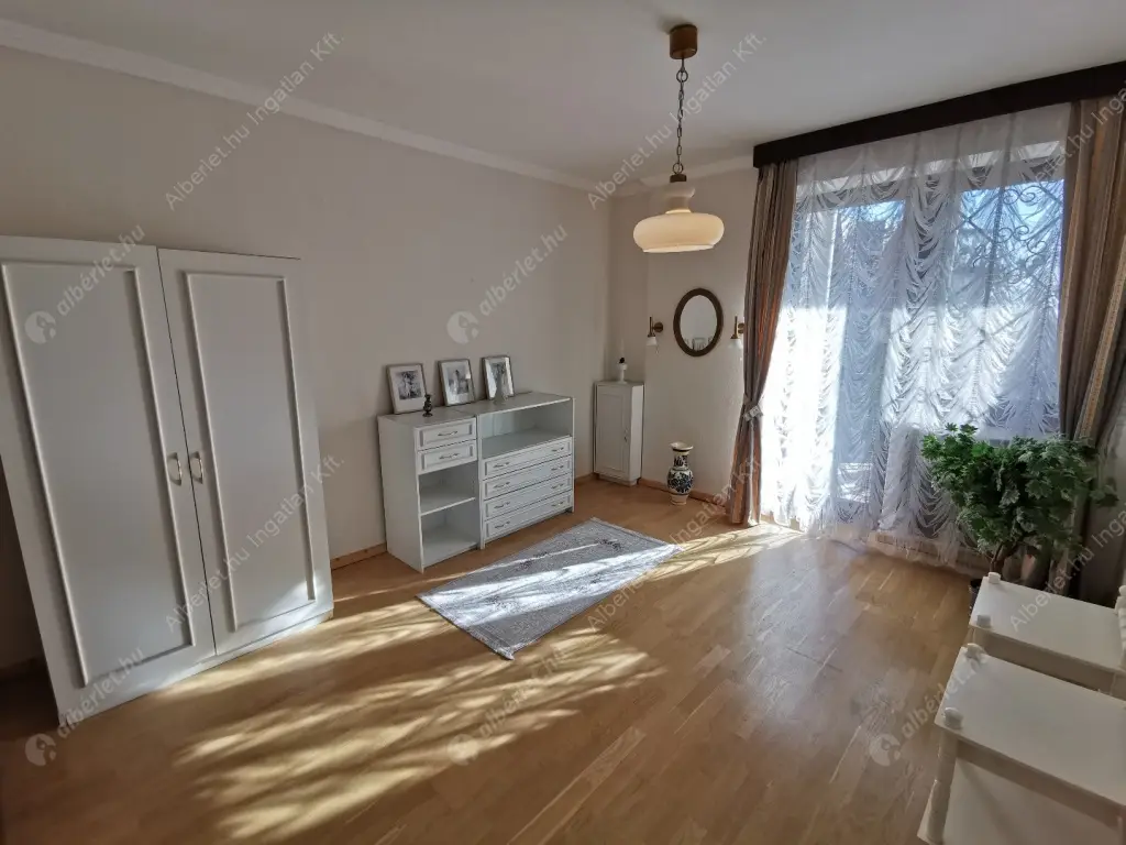 Kiadó albérlet 690000 Ft/hó áron: Budapest, XI. kerület  Kelenhegyi út. Mérete: 113 nm, 5 szobás | Alberlet.hu - 6630683