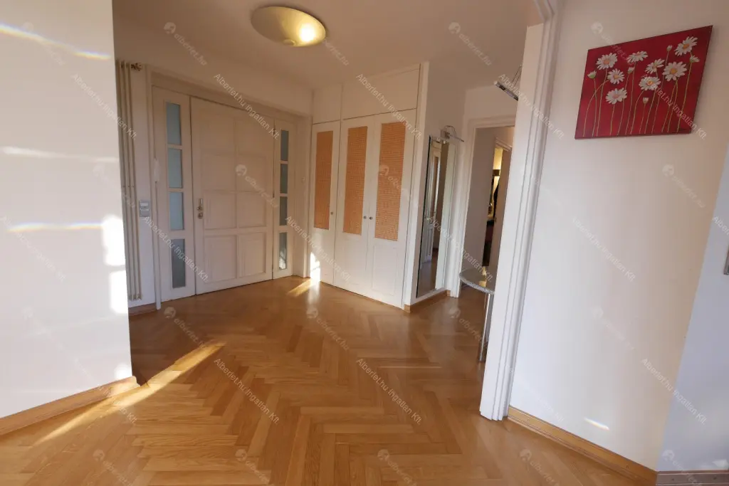 Kiadó albérlet 995000 Ft/hó áron: Budapest, XI. kerület  Kelenhegyi út. Mérete: 141 nm, 5 szobás | Alberlet.hu - 6682279