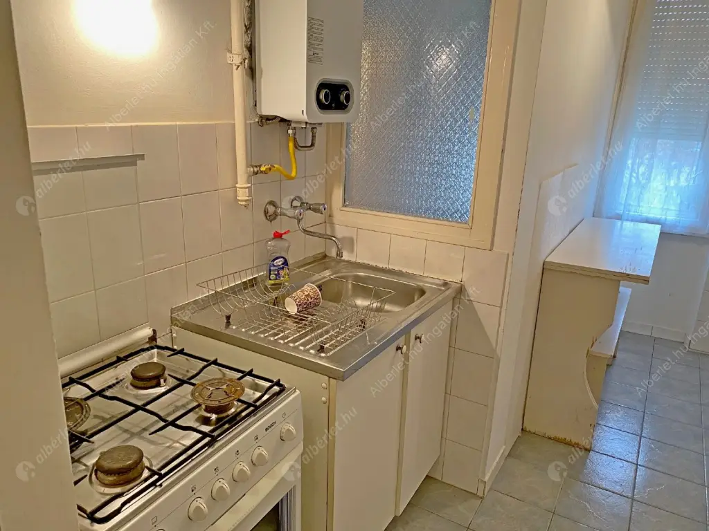 Kiadó albérlet 180000 Ft/hó áron: Budapest, XI. kerület  Kisköre tér. Mérete: 34 nm, 1 szobás | Alberlet.hu - 6587701