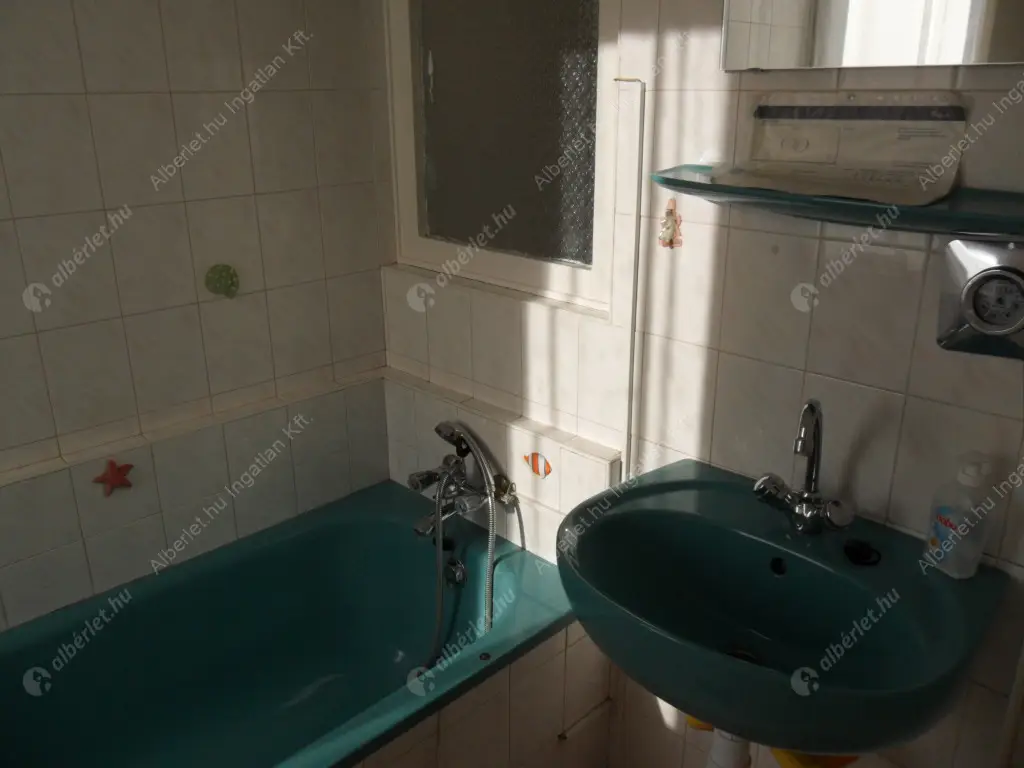 Kiadó albérlet 180000 Ft/hó áron: Budapest, XI. kerület  Kisköre tér. Mérete: 34 nm, 1 szobás | Alberlet.hu - 6587722