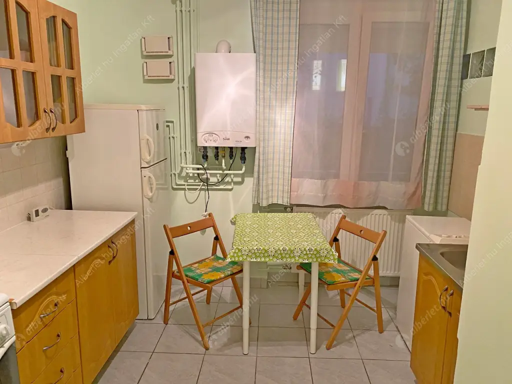 Kiadó albérlet 205000 Ft/hó áron: Budapest, XI. kerület  Kisköre tér. Mérete: 40 nm, 1 szobás | Alberlet.hu - 5842373