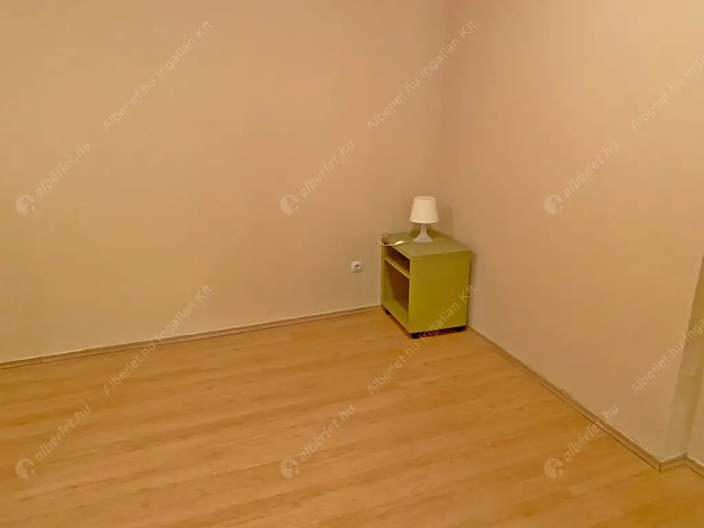 Kiadó albérlet 205000 Ft/hó áron: Budapest, XI. kerület  Kisköre tér. Mérete: 40 nm, 1 szobás | Alberlet.hu - 5842393