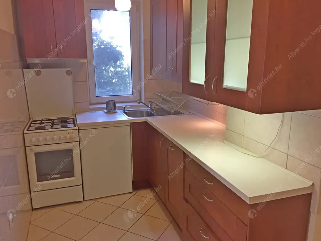 Kiadó albérlet 290000 Ft/hó áron: Budapest, XI. kerület  Köbölkút utca. Mérete: 65 nm, 2 szobás | Alberlet.hu - 6048308