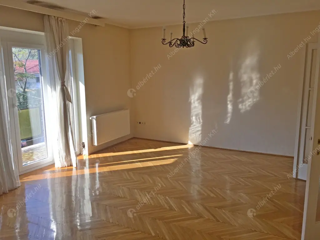 Kiadó albérlet 290000 Ft/hó áron: Budapest, XI. kerület  Köbölkút utca. Mérete: 65 nm, 2 szobás | Alberlet.hu - 6048322