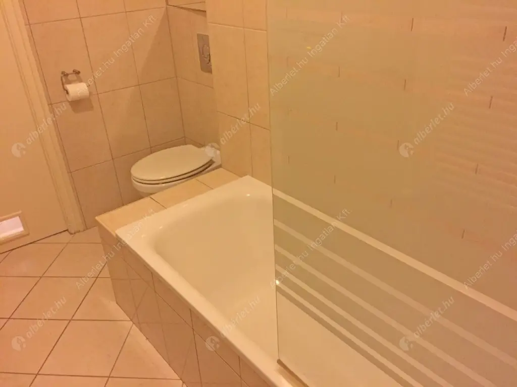 Kiadó albérlet 290000 Ft/hó áron: Budapest, XI. kerület  Köbölkút utca. Mérete: 65 nm, 2 szobás | Alberlet.hu - 6048331