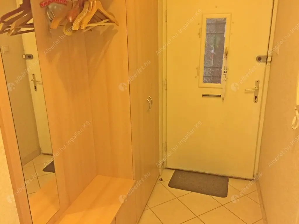 Kiadó albérlet 290000 Ft/hó áron: Budapest, XI. kerület  Köbölkút utca. Mérete: 65 nm, 2 szobás | Alberlet.hu - 6048335