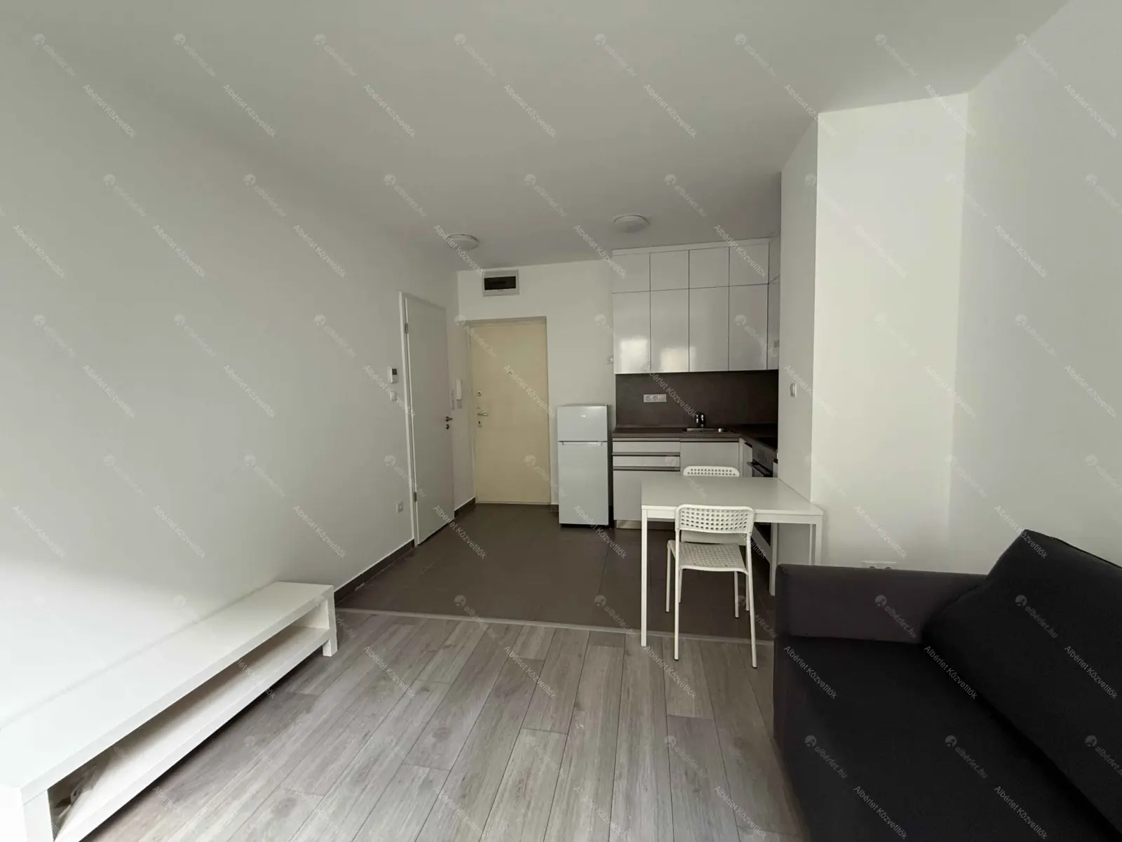 Kiadó albérlet 205000 Ft/hó áron: Budapest, XI. kerület  Kondorosi út. Mérete: 28 nm, 1 szobás | Alberlet.hu - 6702065